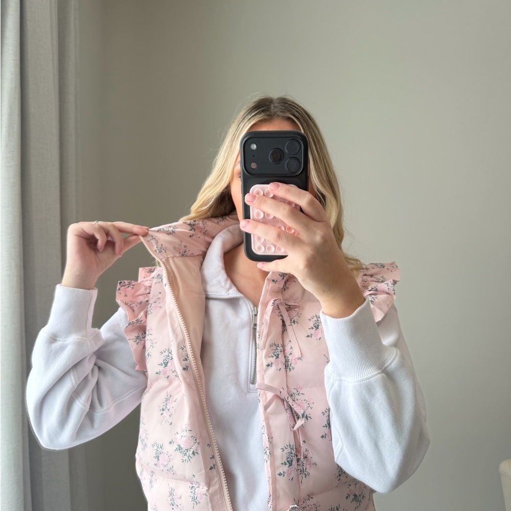 Floral Pink Ruffle vest - Picture 6 of 9